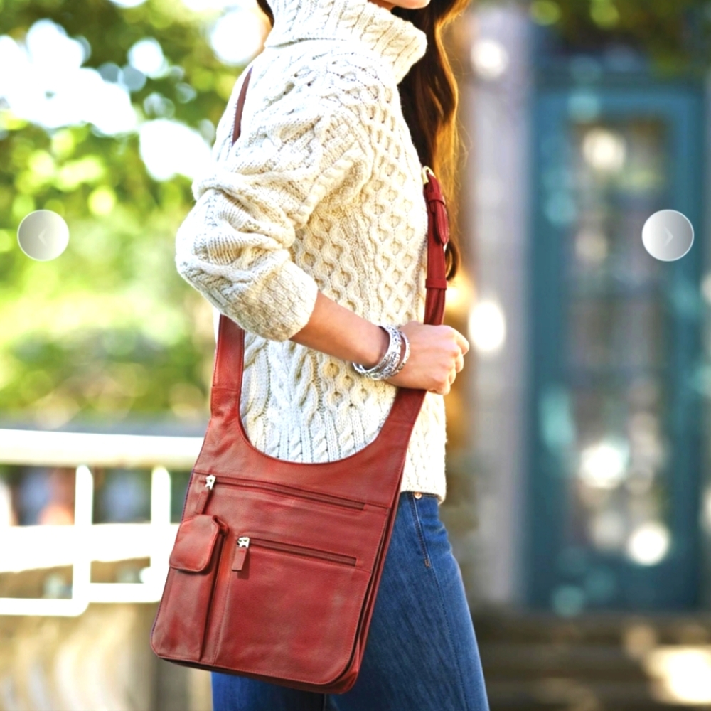 JPOURSE Traveler Leather Crossbody Bag NWOT